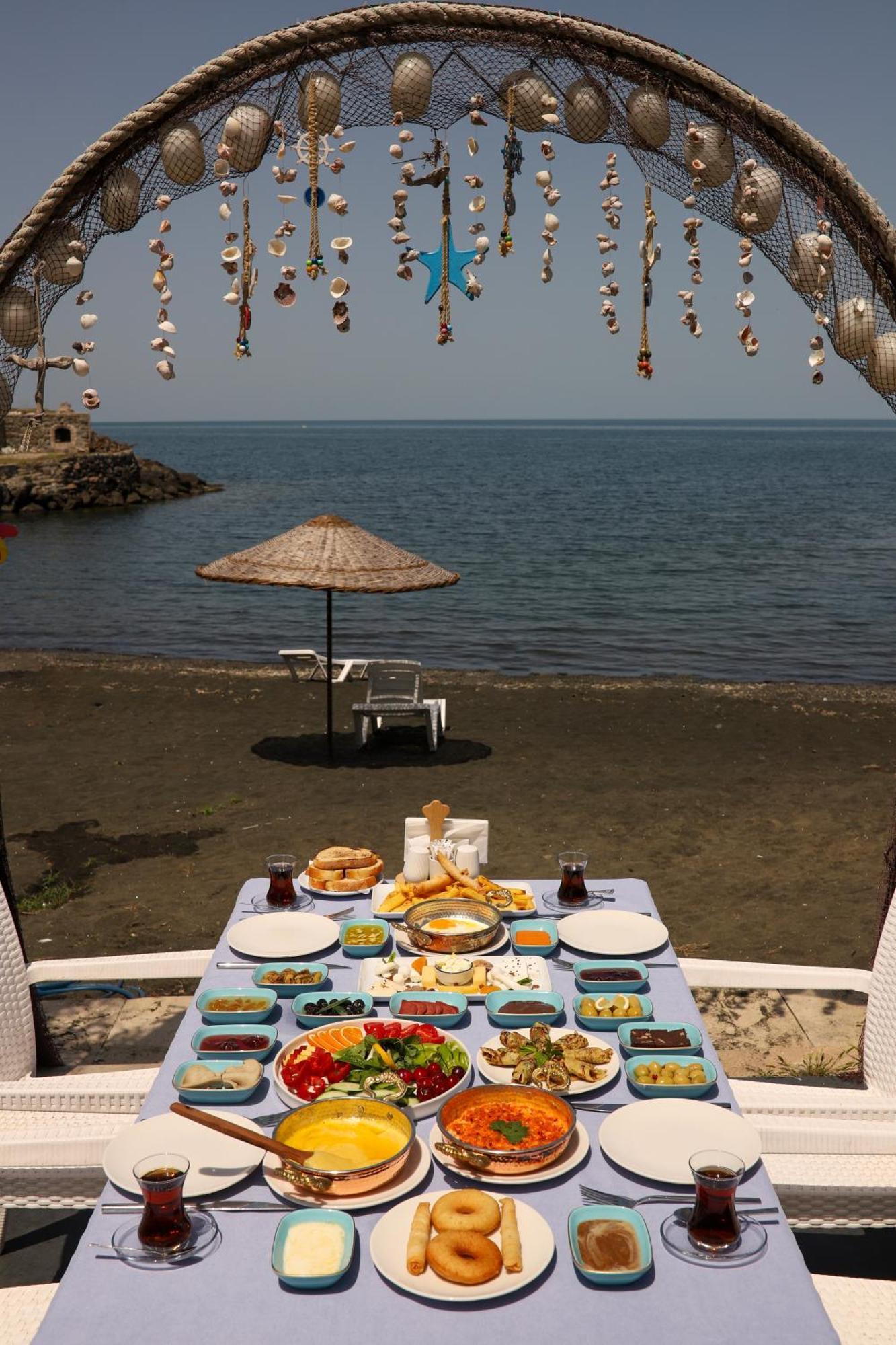 Mare Blu Hotel Trabzon Ngoại thất bức ảnh