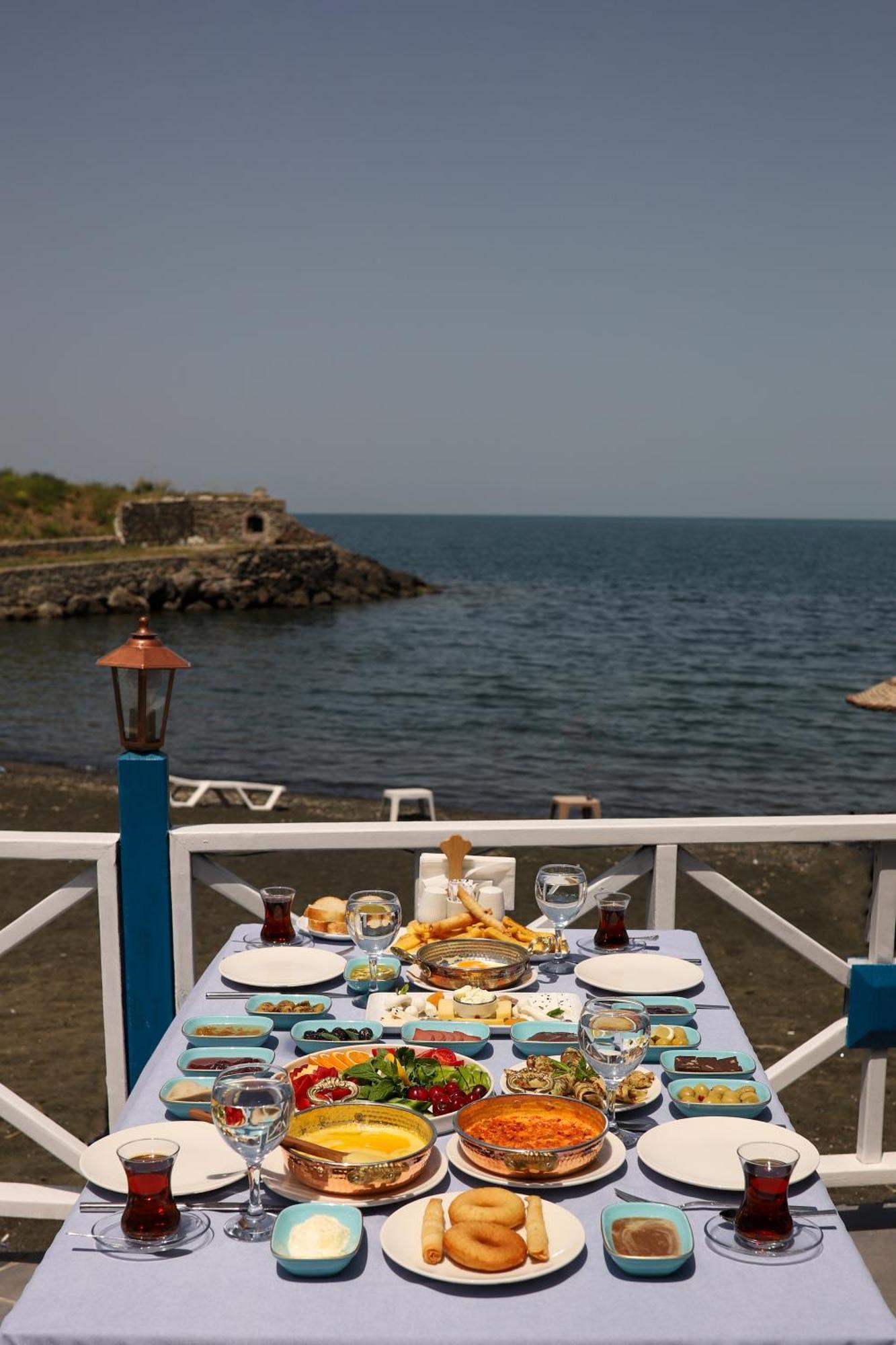 Mare Blu Hotel Trabzon Ngoại thất bức ảnh